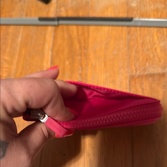 Lululemon athletica NWT clippable pink card pouch - Picture 5 of 6